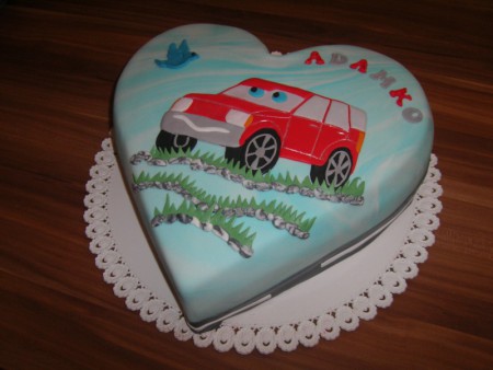 Natodeninová torta autíčko